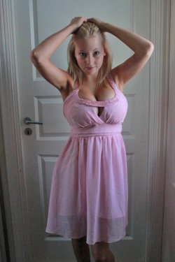 tumblr_p1x3esj3fi1w29x7so1_250.jpg